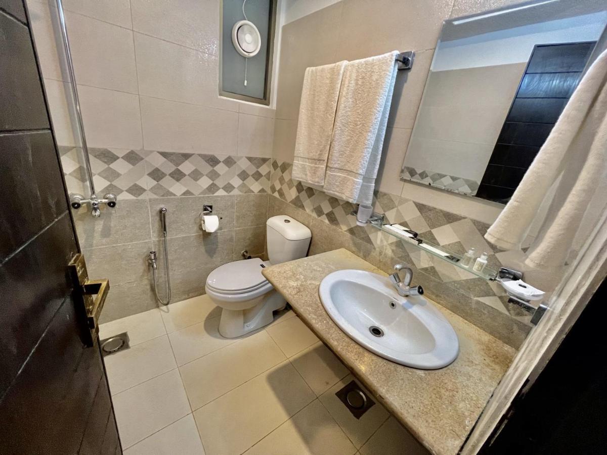 Shelton Suites Бхербан Экстерьер фото